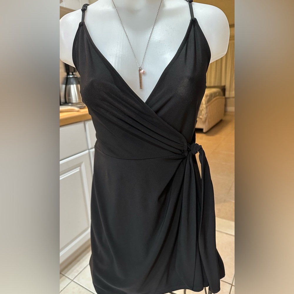Express black cute cocktail shorts outfit